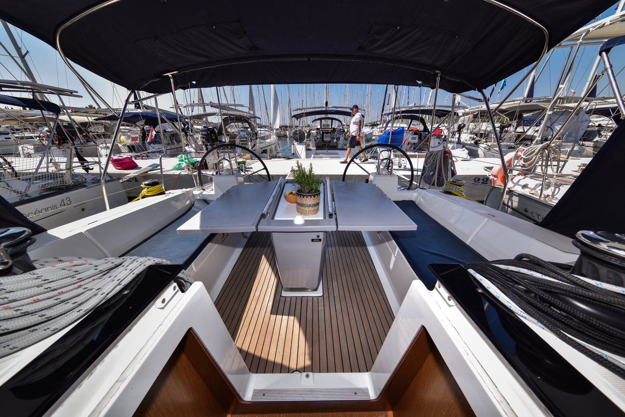 Oceanis 41.1 — photo 15