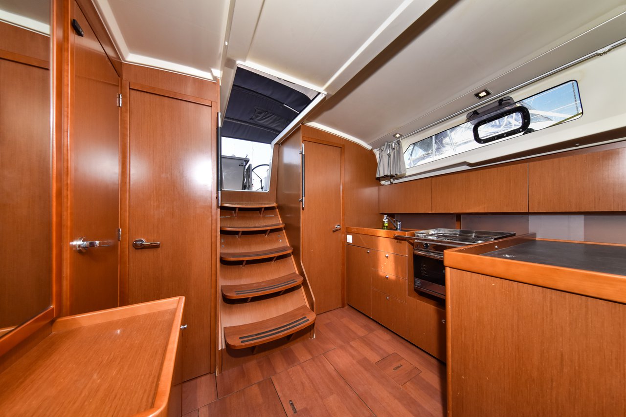 Oceanis 41.1 — photo 23