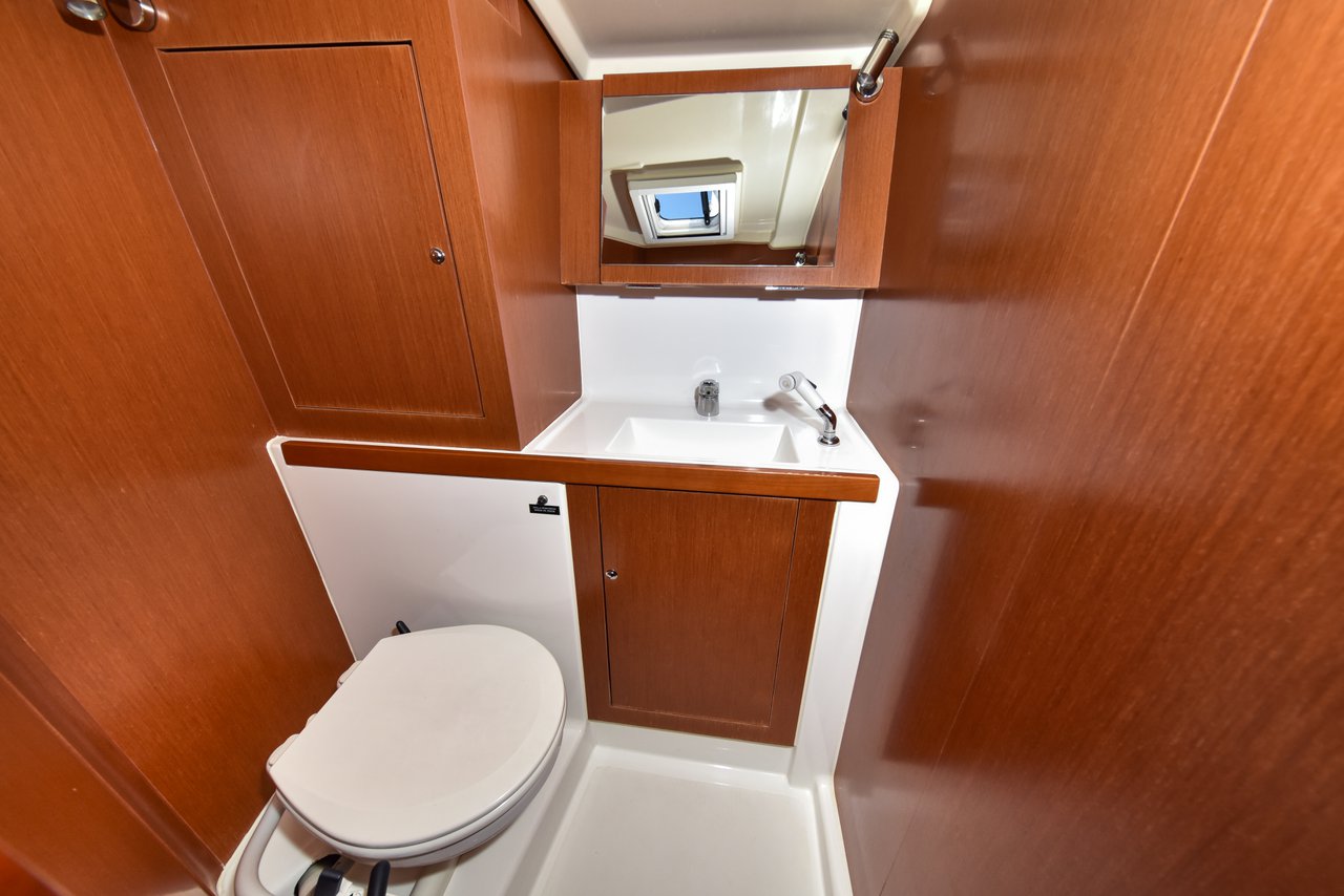 Oceanis 41.1 — photo 33