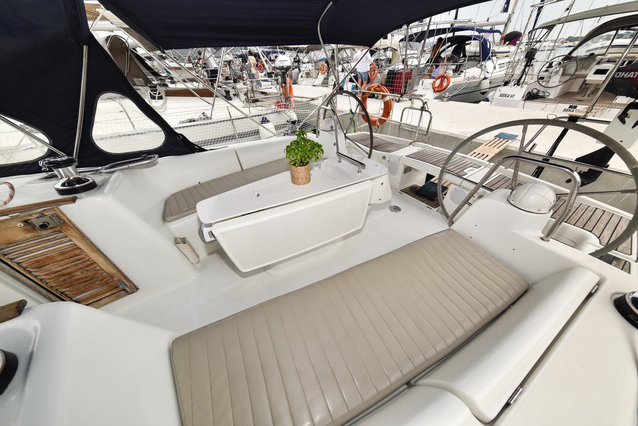 Oceanis 43 — photo 7