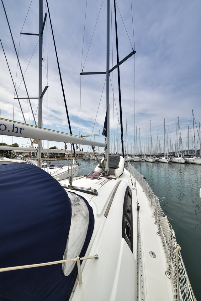 Oceanis 43 — photo 9