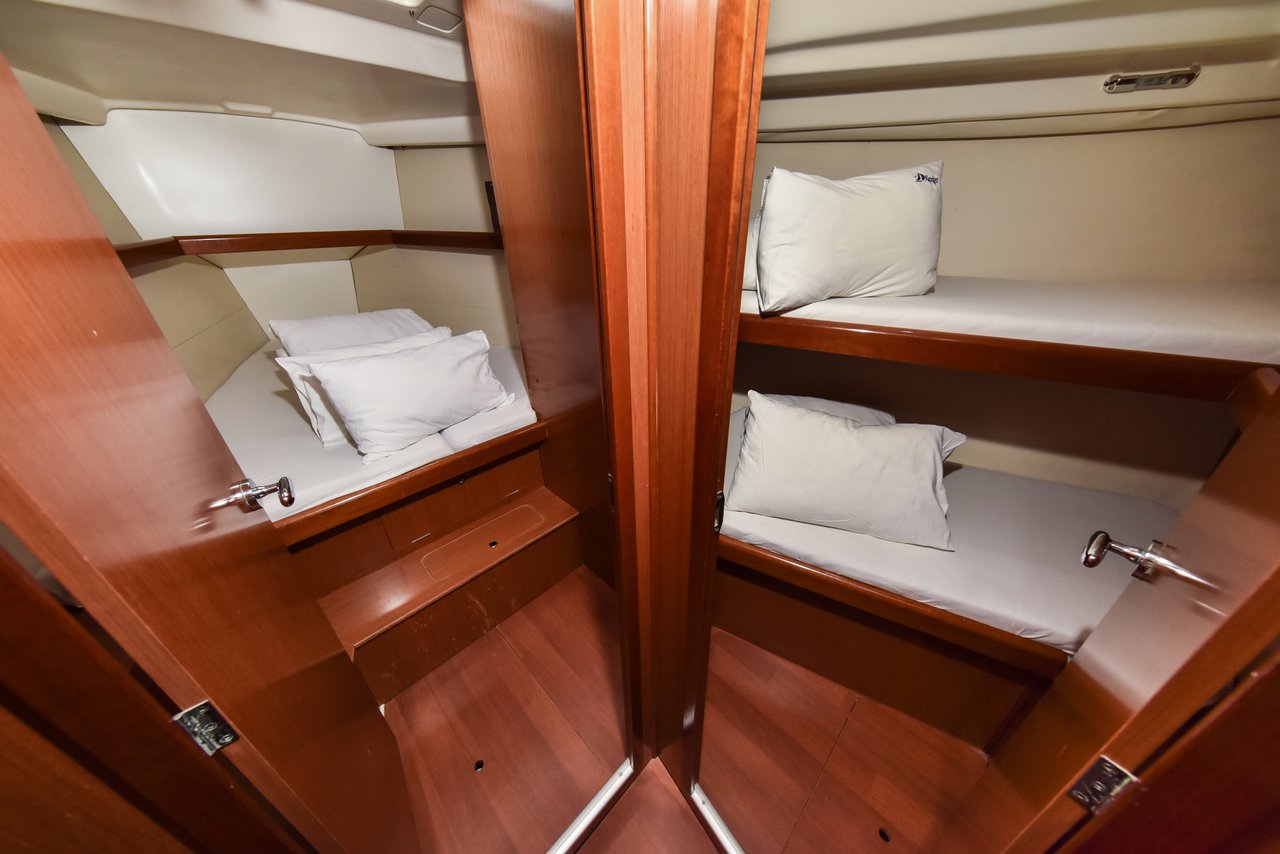 Oceanis 43 — photo 34