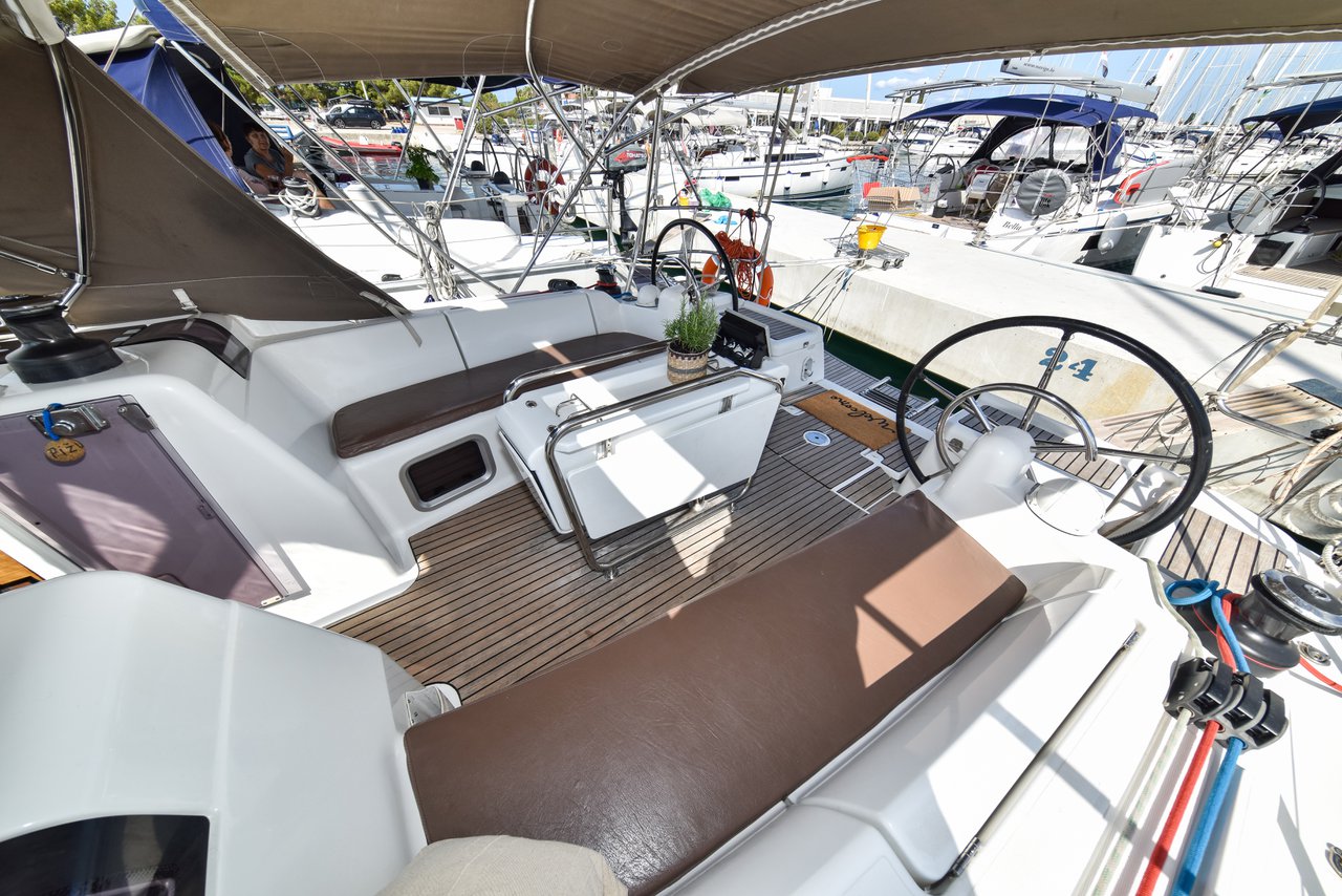 Sun Odyssey 449 — photo 10