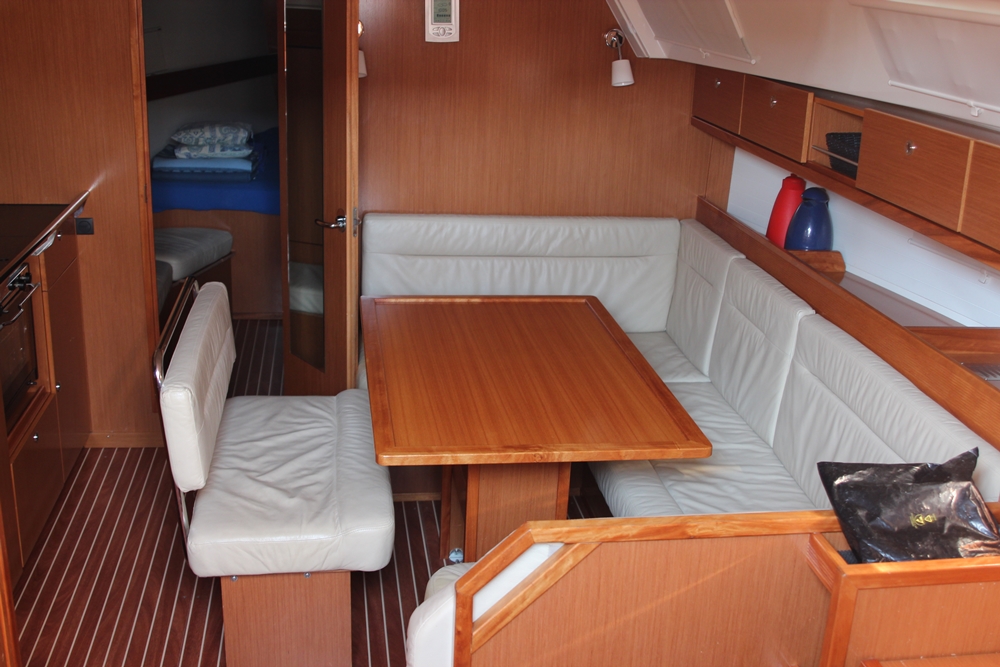 Bavaria Cruiser 40 — photo 5