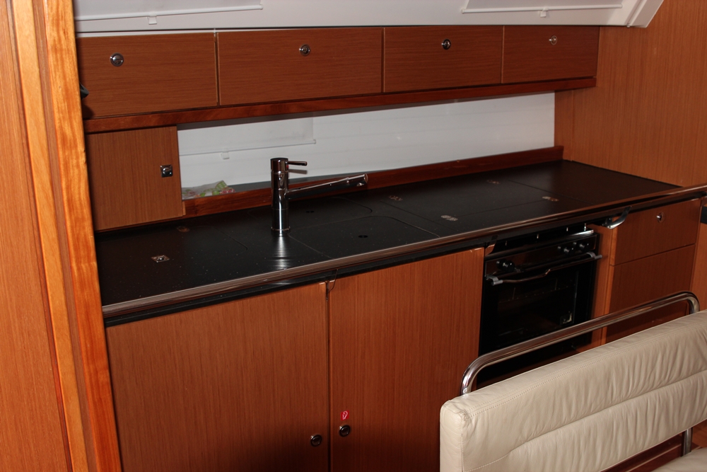 Bavaria Cruiser 40 — photo 7