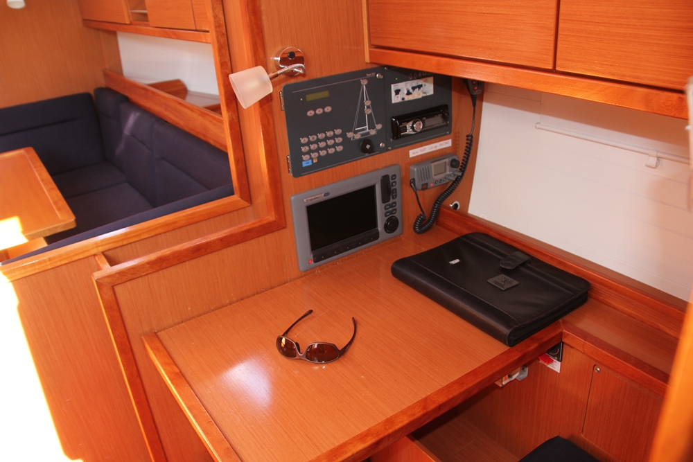 Bavaria Cruiser 40 — photo 6