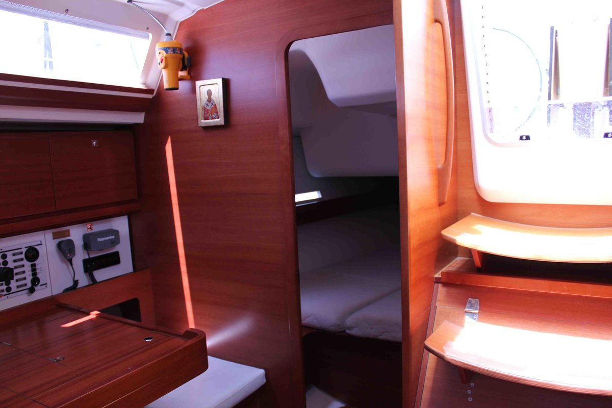 Dufour 450 GL — photo 10