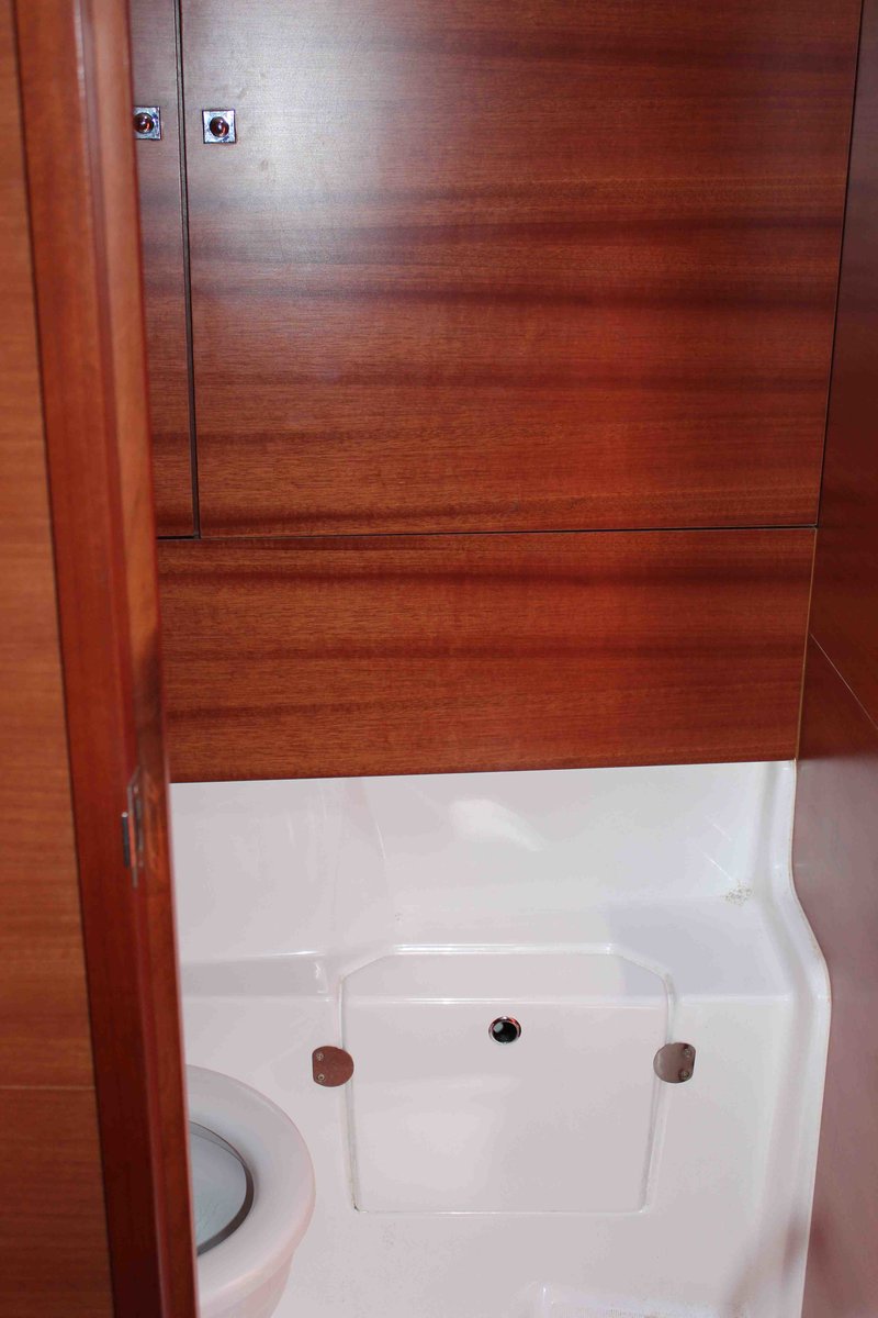 Dufour 450 GL — photo 13