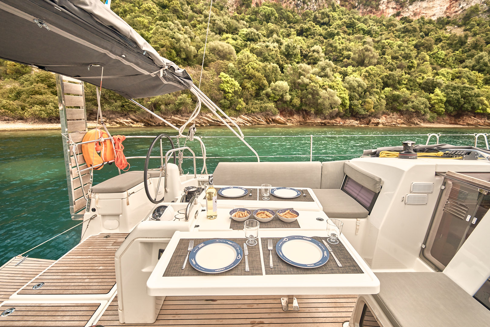 Sun Odyssey 440 - 4 cab. — photo 4