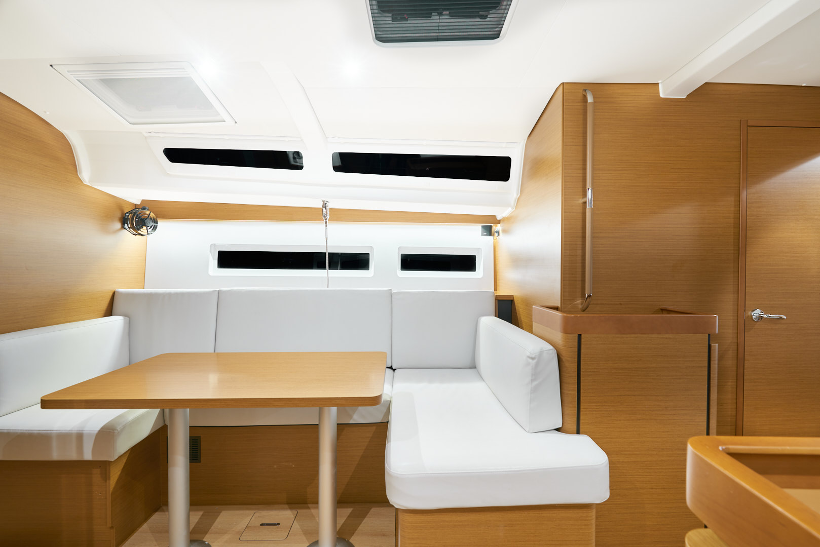 Sun Odyssey 440 - 4 cab. — photo 16