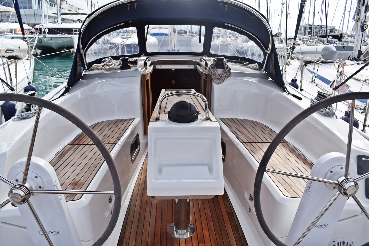 Bavaria Cruiser 34 — photo 5