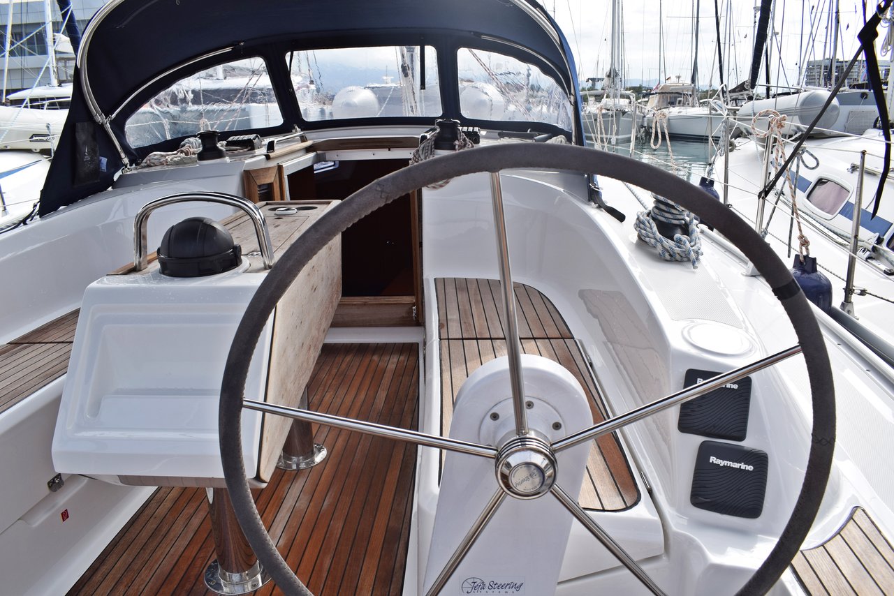 Bavaria Cruiser 34 — photo 7