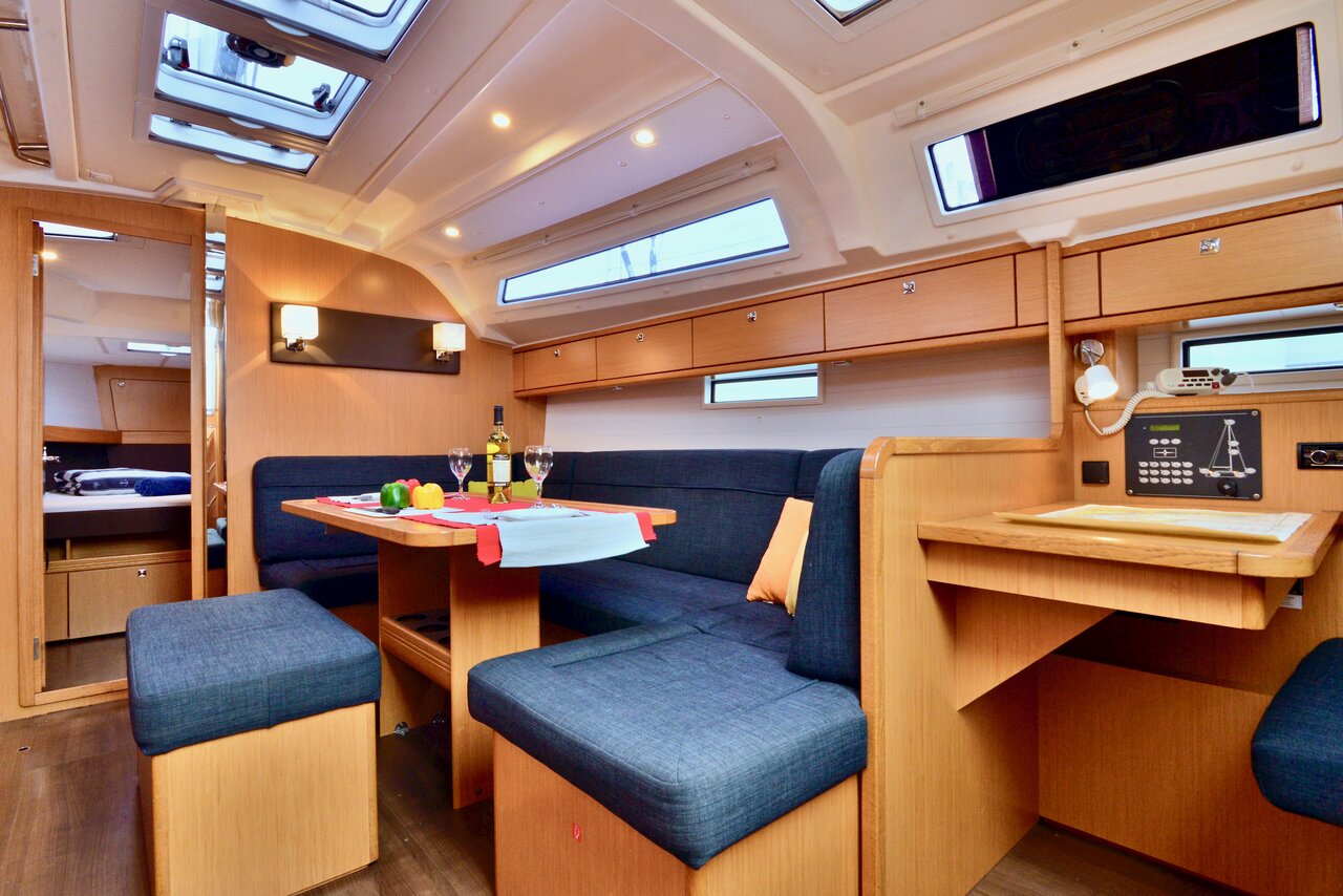 Bavaria Cruiser 41 - 3 cab. — photo 5