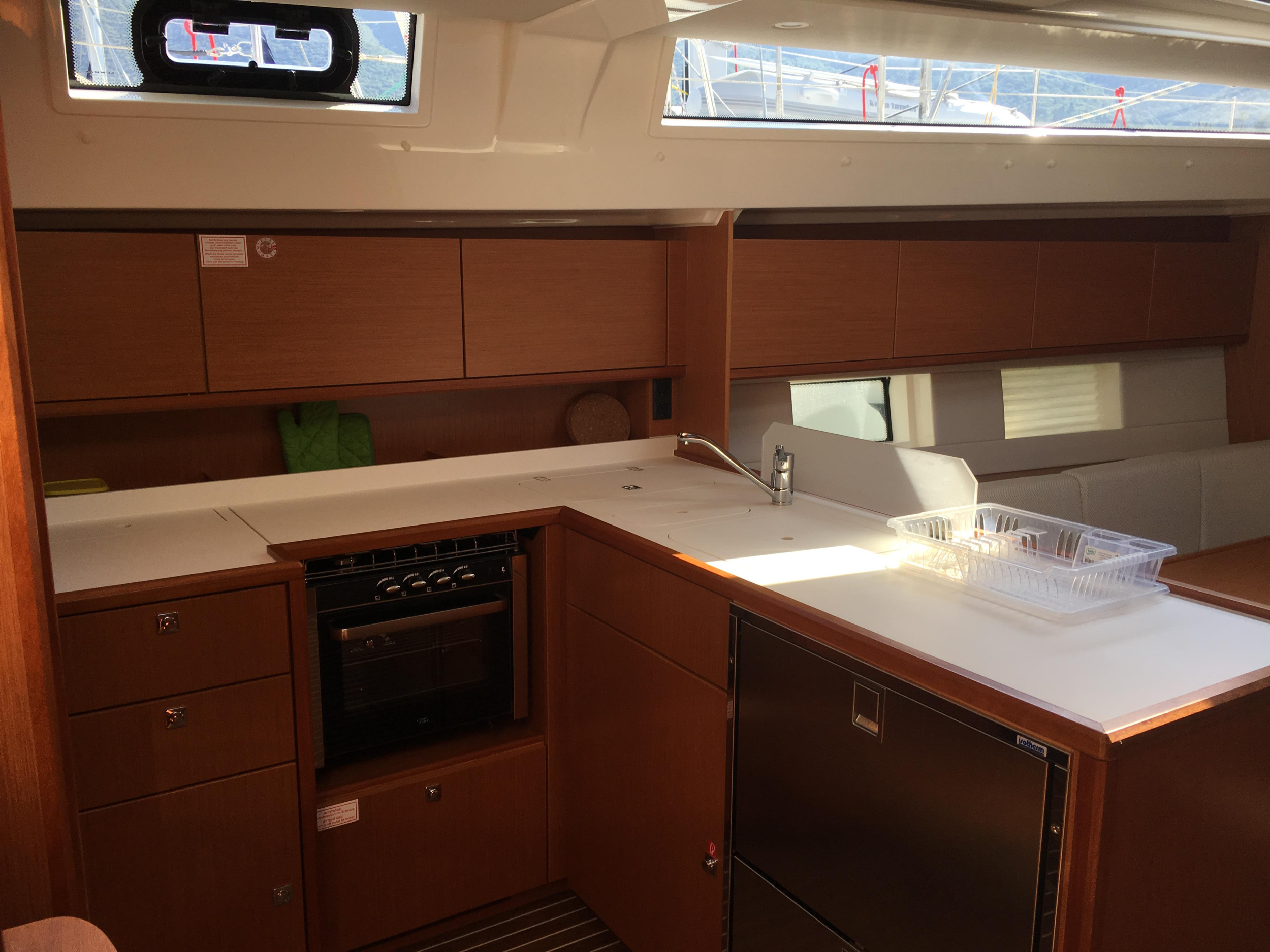 Bavaria C45 - 4 cab. — photo 5
