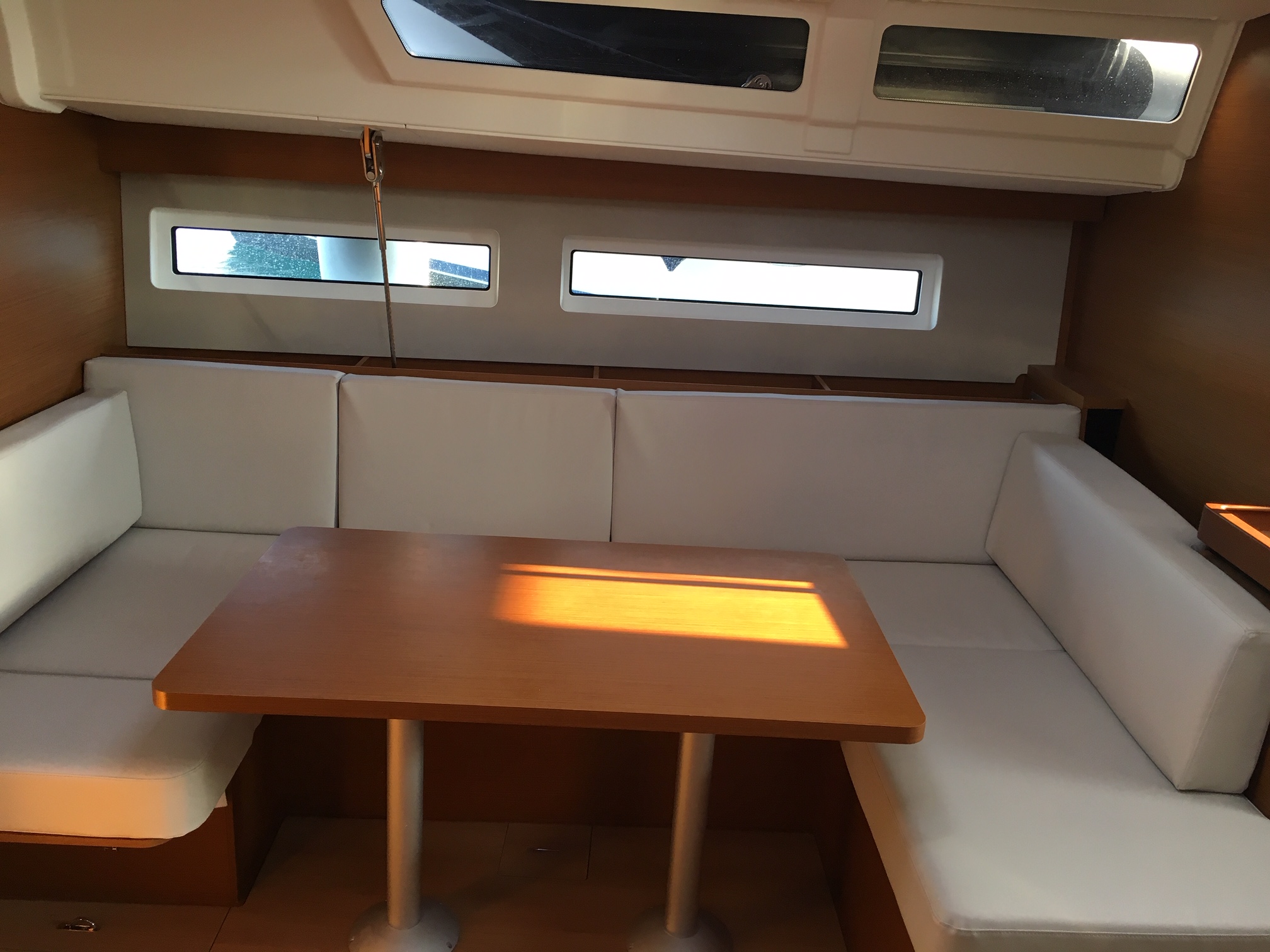 Sun Odyssey 490 - 4 + 1 cab. — photo 4