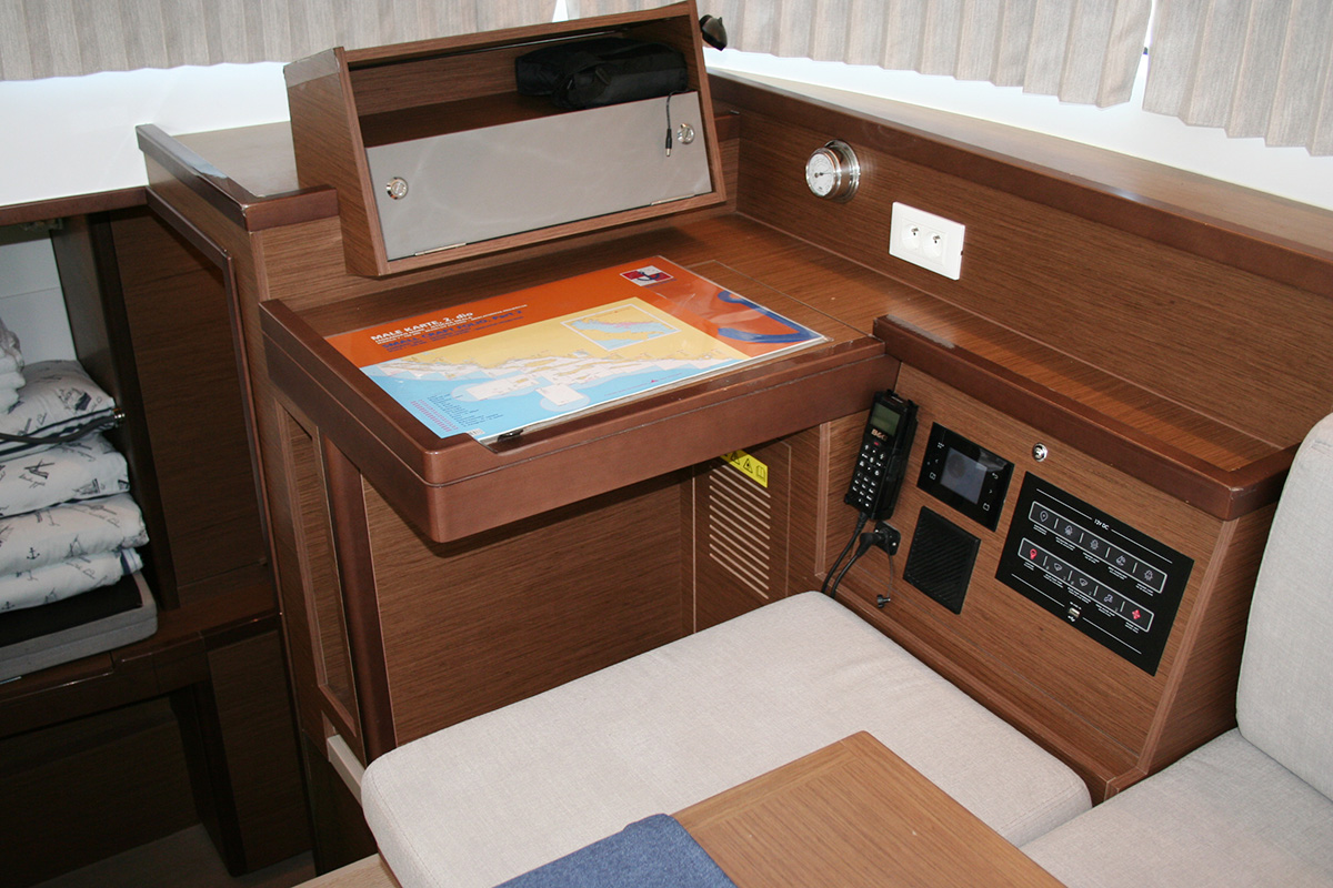 Lagoon 40 - 3 + 2 cab — photo 18