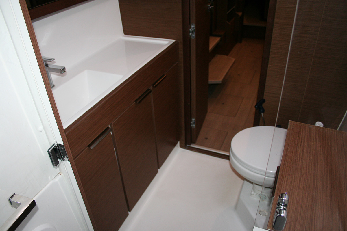 Lagoon 40 - 3 + 2 cab — photo 29