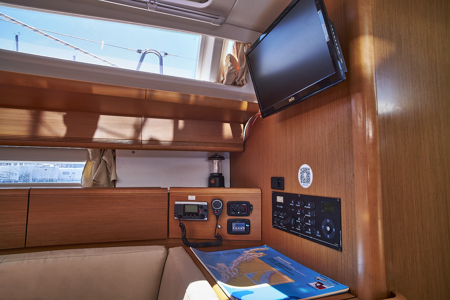 Jeanneau 53 - 5 + 1 cab. — photo 7