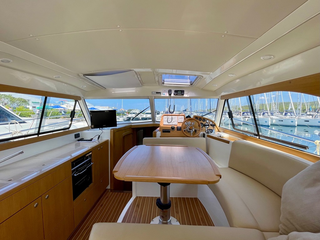 Adriana 36 — photo 19
