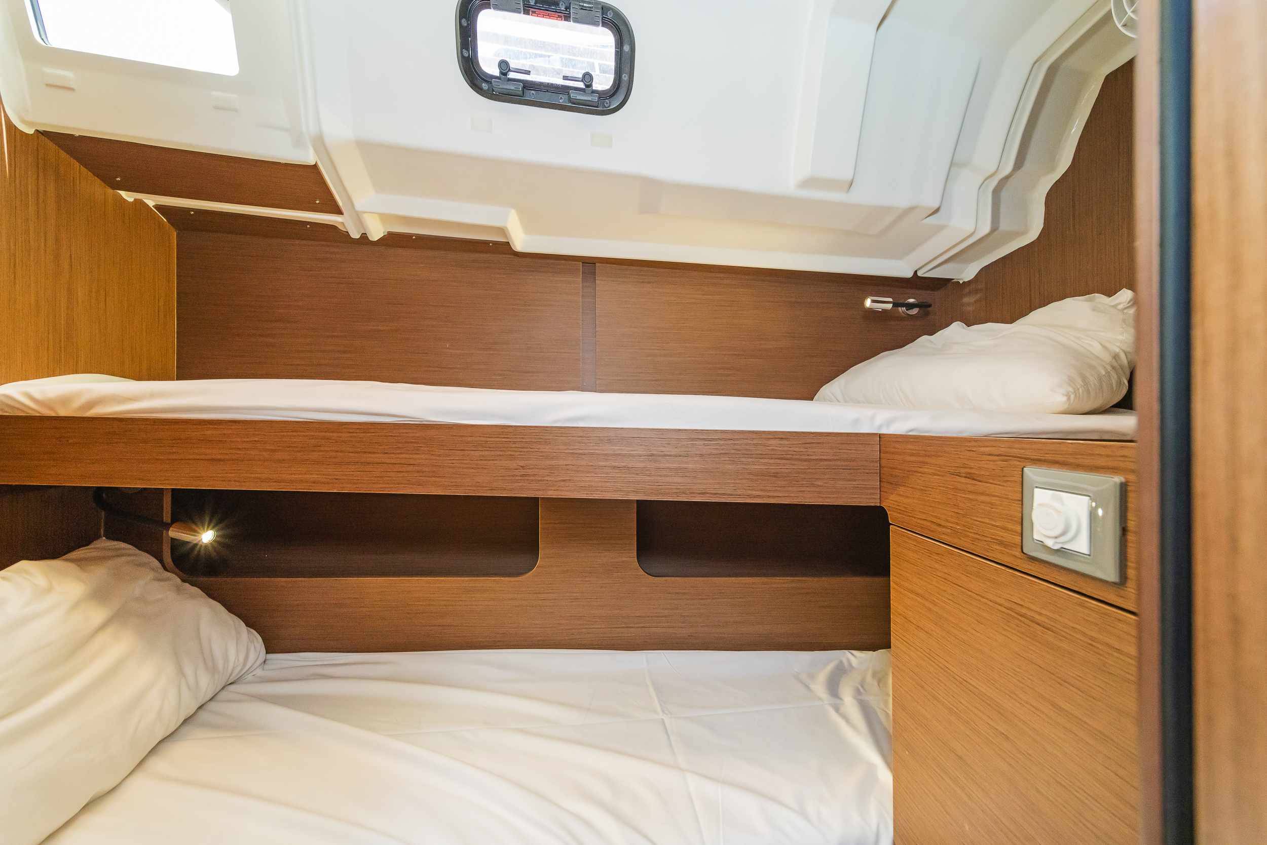 Oceanis 46.1 — photo 12
