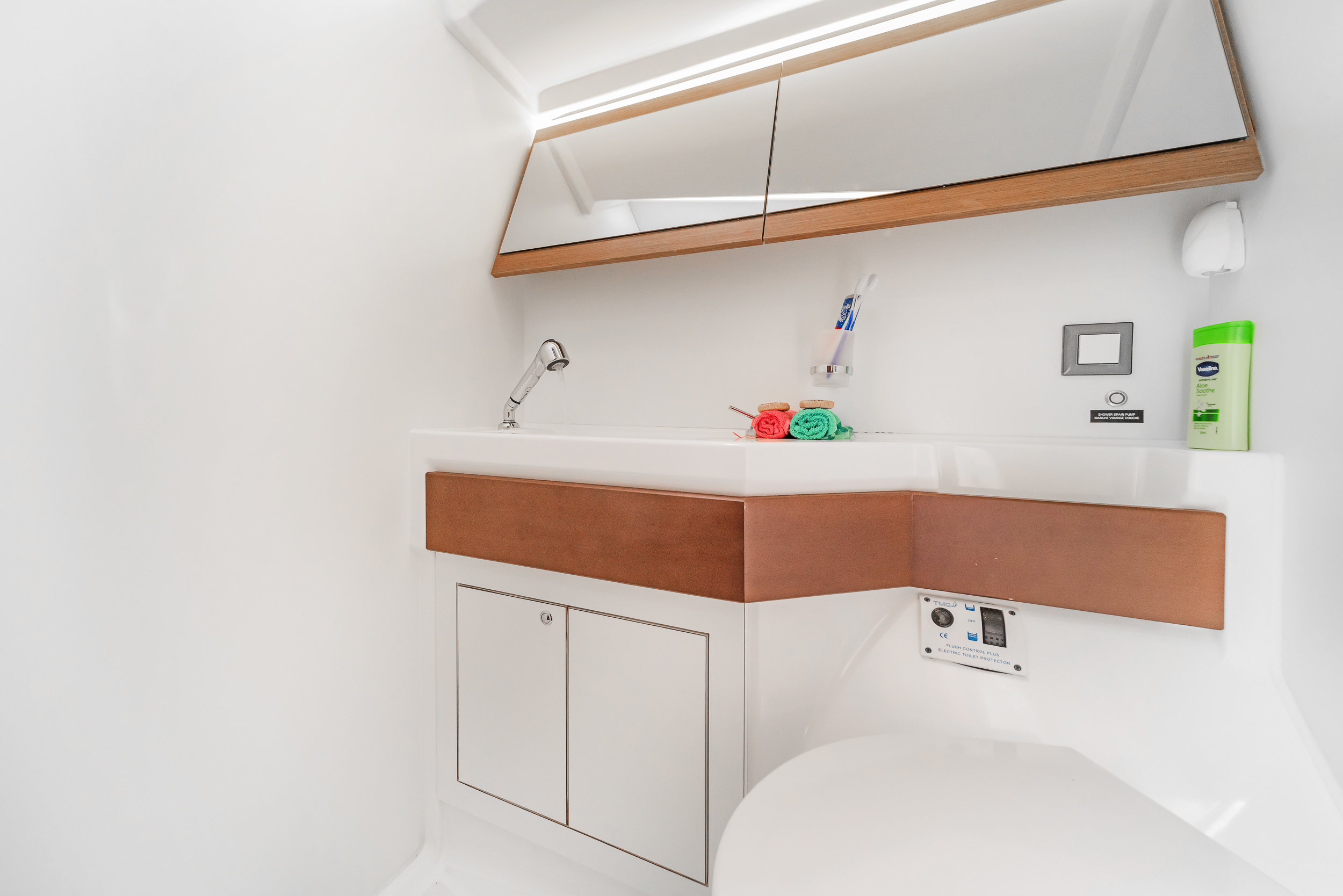 Oceanis 46.1 — photo 13