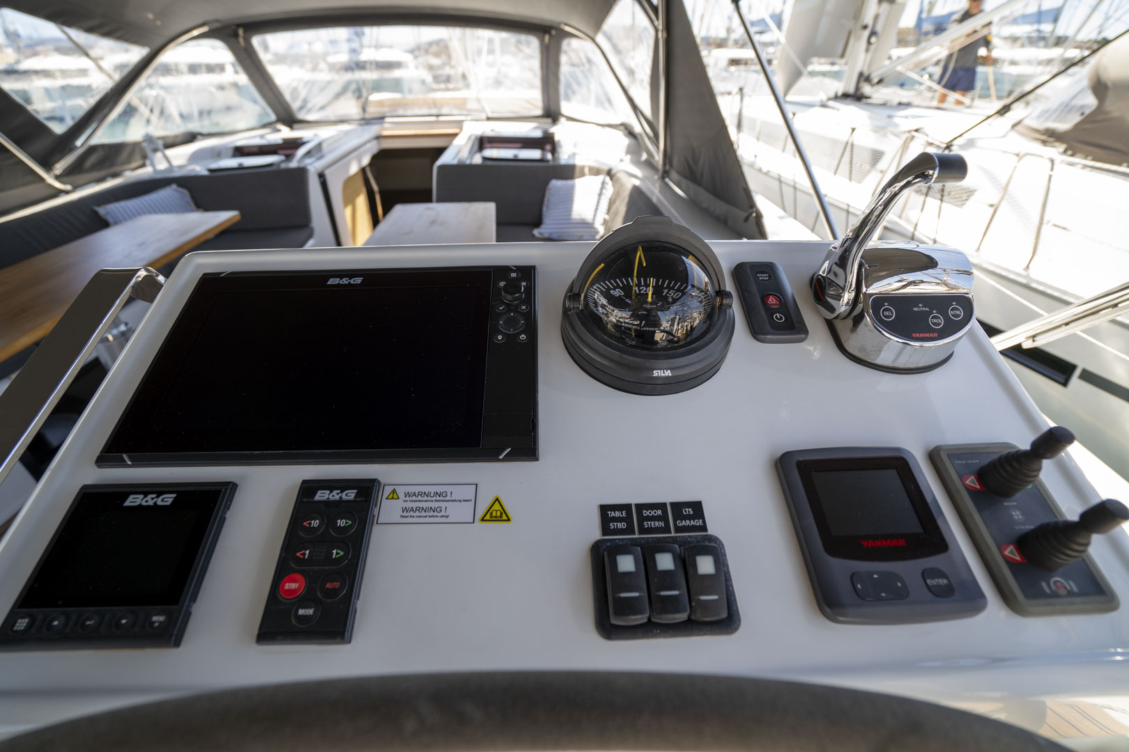 Hanse 548 - 4 + 1 cab. — photo 39