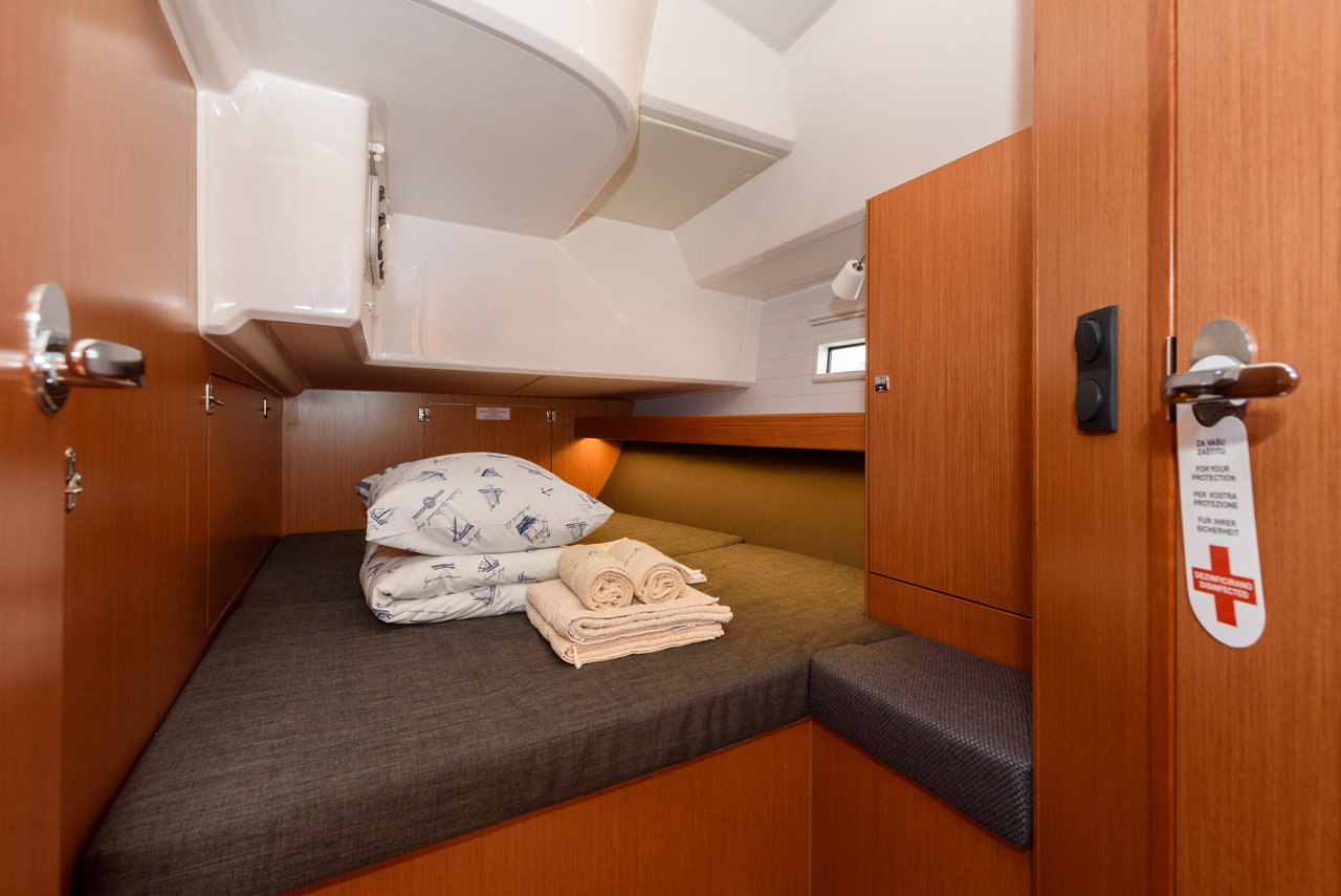 Bavaria Cruiser 46 - 4 cab. — photo 9