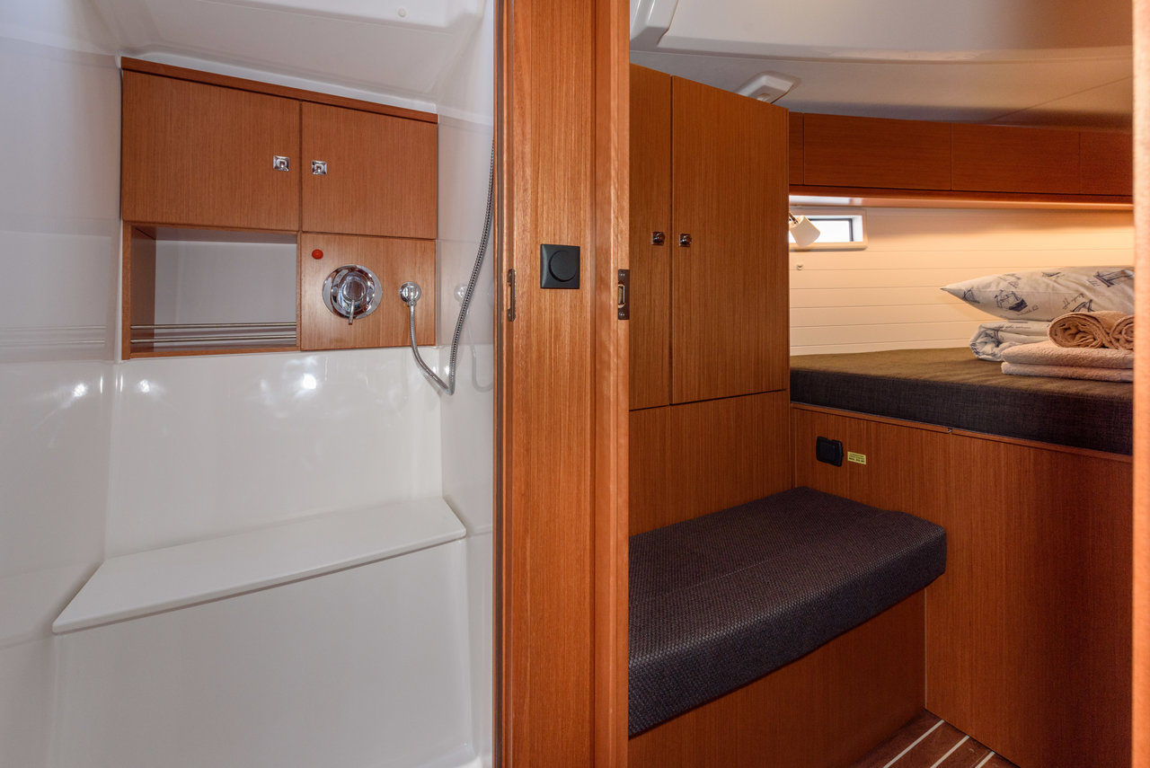 Bavaria Cruiser 46 - 4 cab. — photo 12