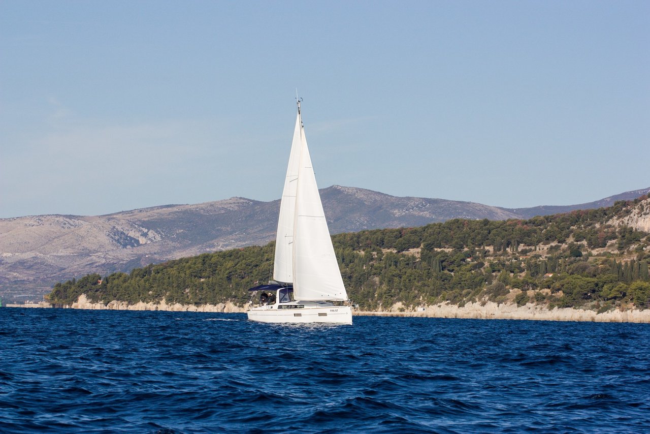 Oceanis 38 - 3 cab. — photo 3