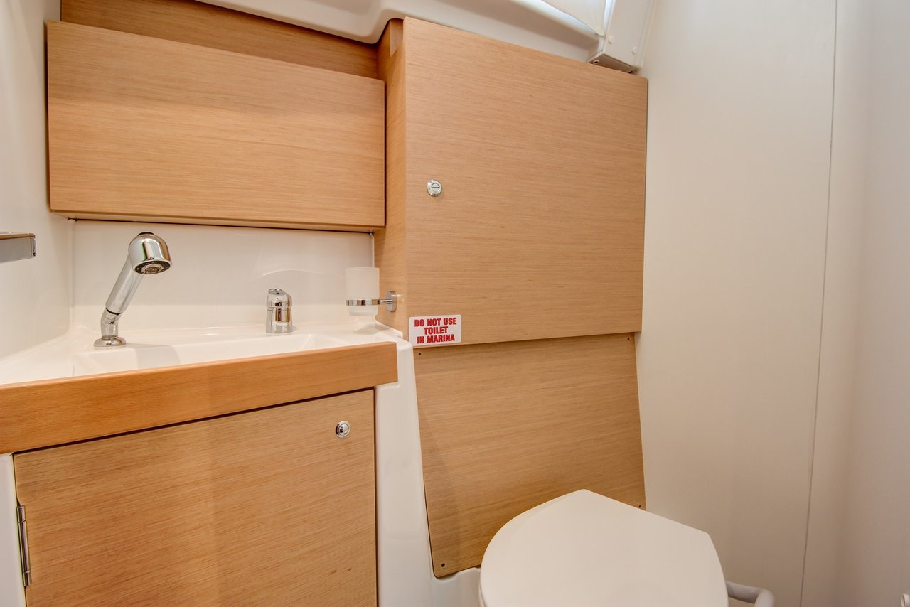 Oceanis 38 - 3 cab. — photo 10