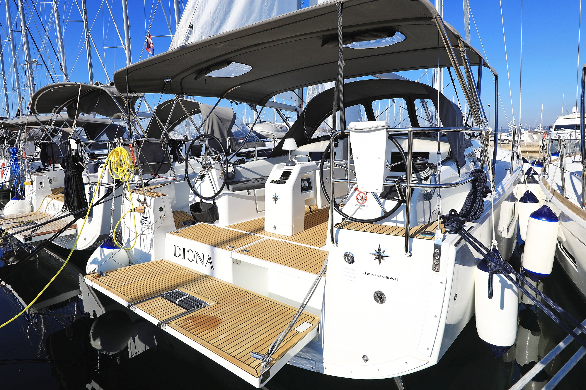 Sun Odyssey 410 - 3 cab. — photo 3