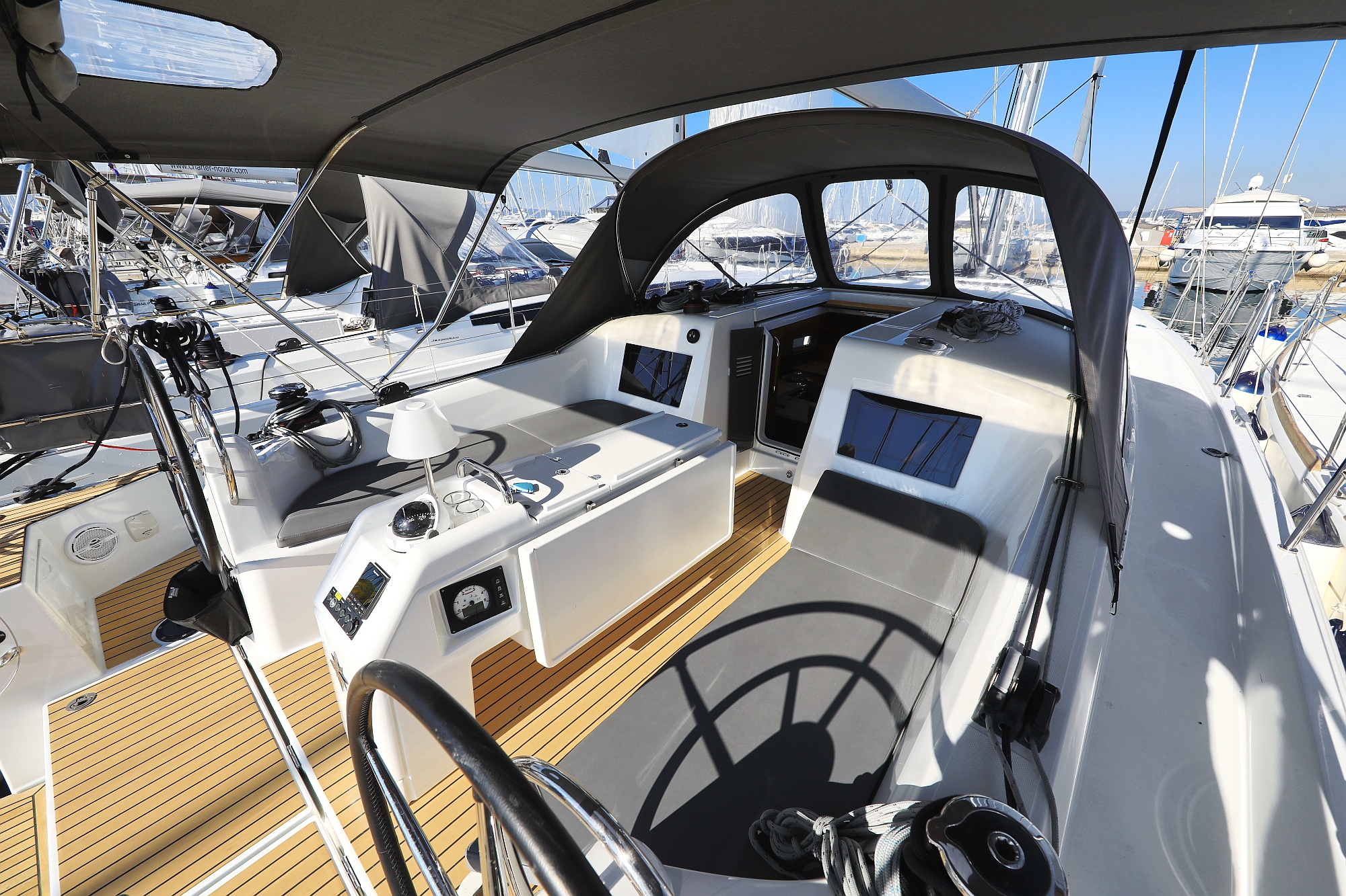 Sun Odyssey 410 - 3 cab. — photo 4