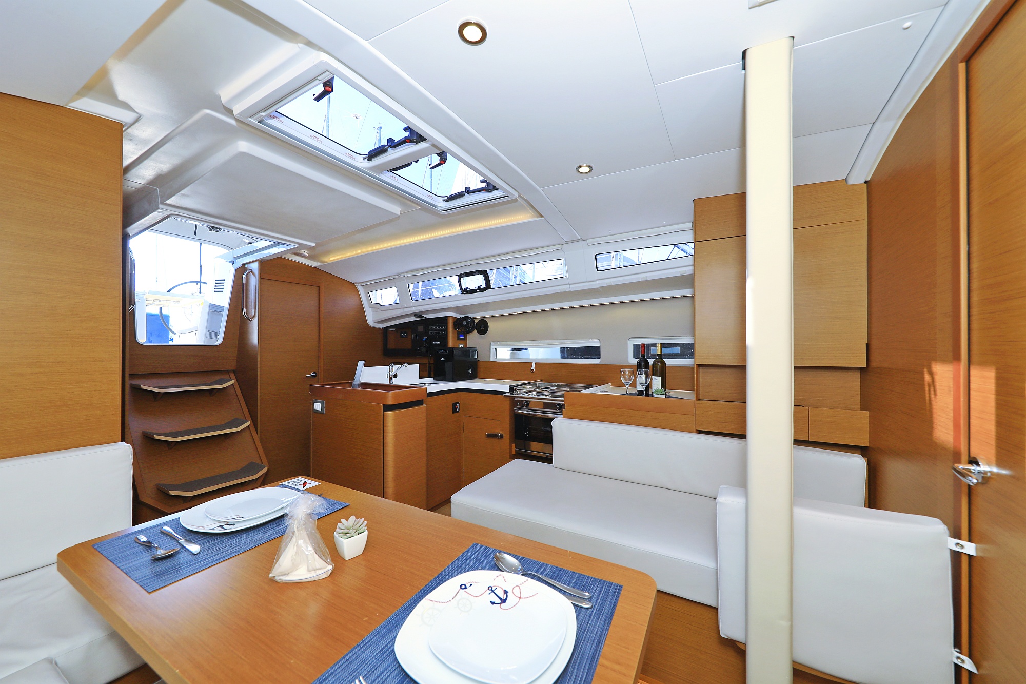Sun Odyssey 410 - 3 cab. — photo 8