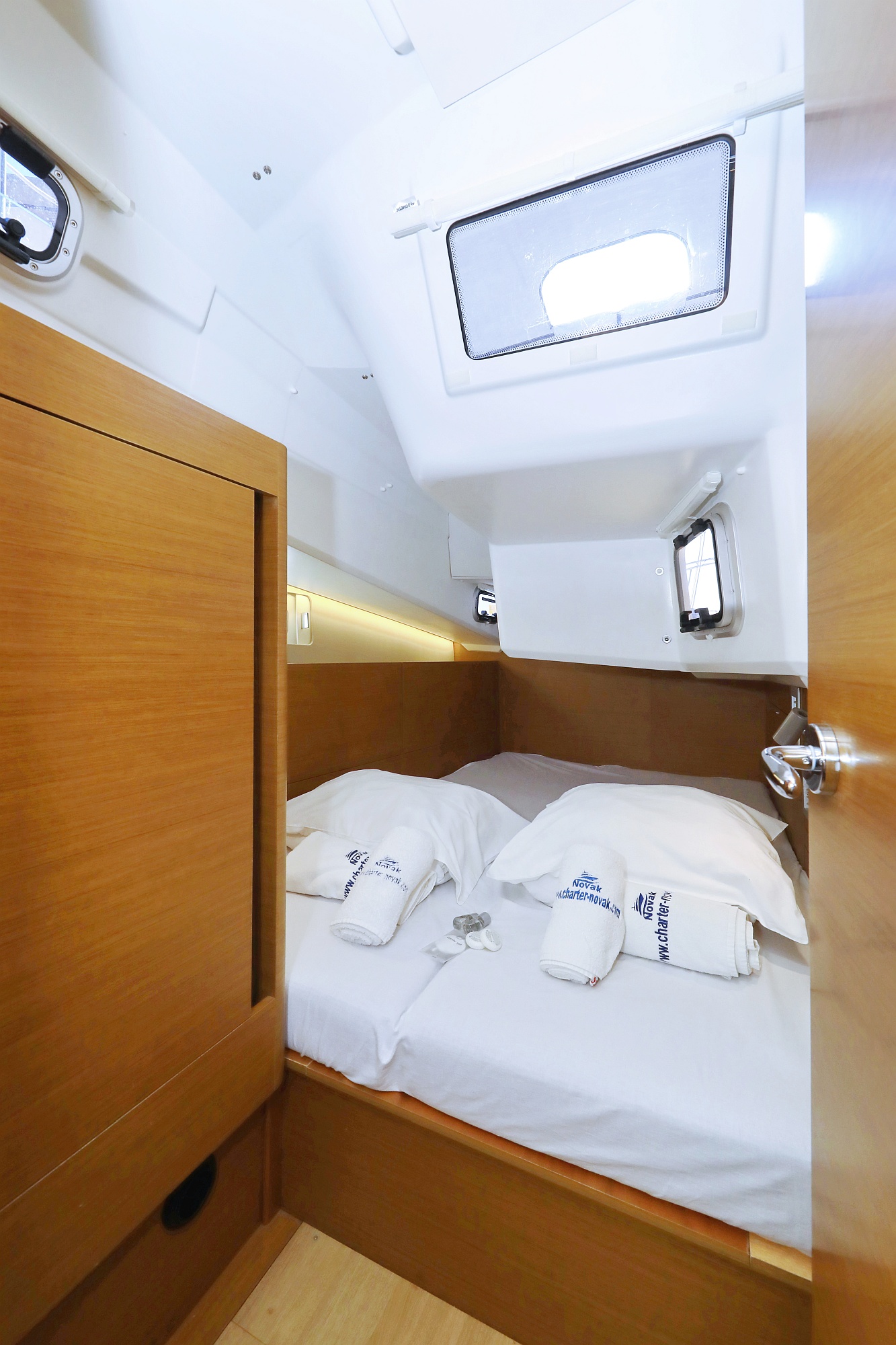 Sun Odyssey 410 - 3 cab. — photo 14