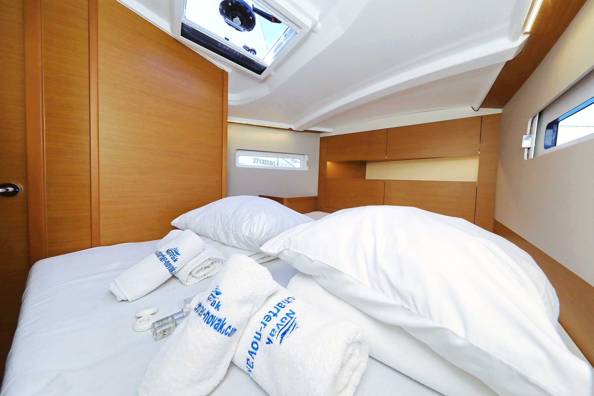 Sun Odyssey 410 - 3 cab. — photo 15