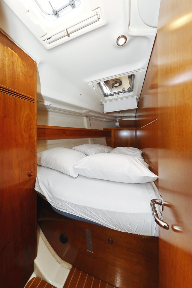 Sun Odyssey 45 — photo 18