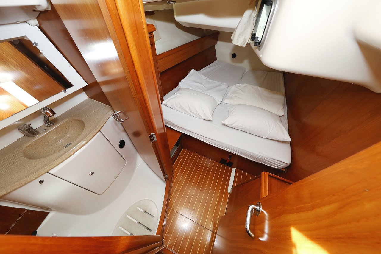 Sun Odyssey 45 — photo 20