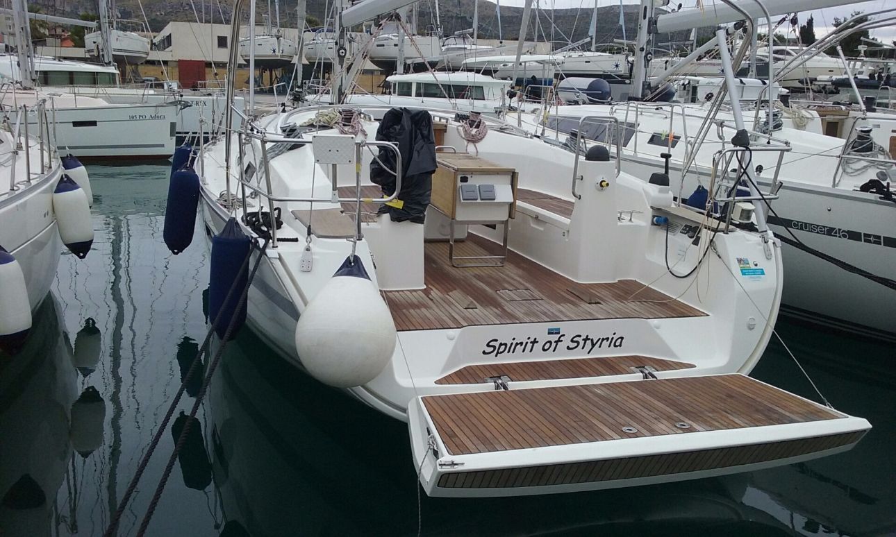 Bavaria Cruiser 40 — photo 1