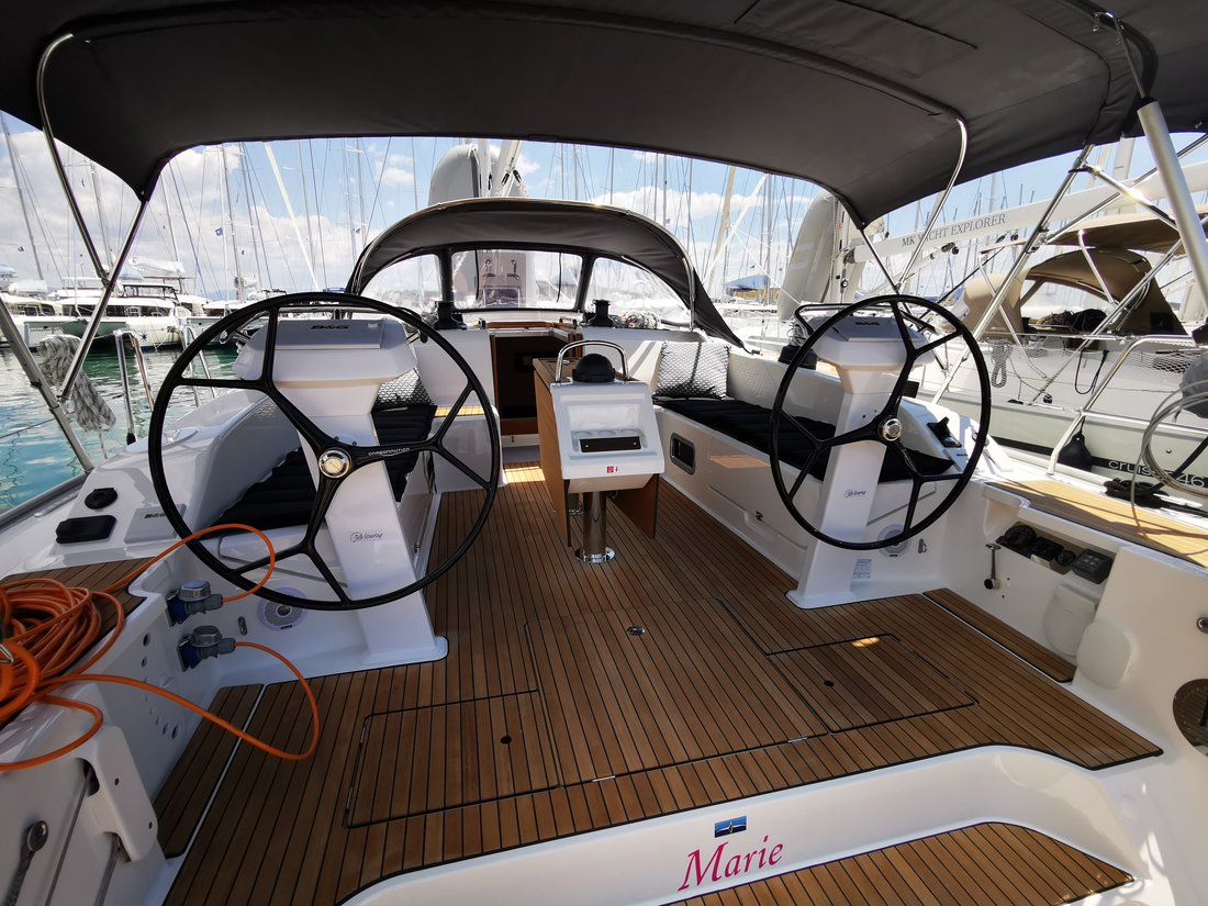 Bavaria Cruiser 51 — photo 9