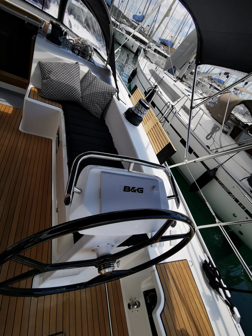 Bavaria Cruiser 51 — photo 10