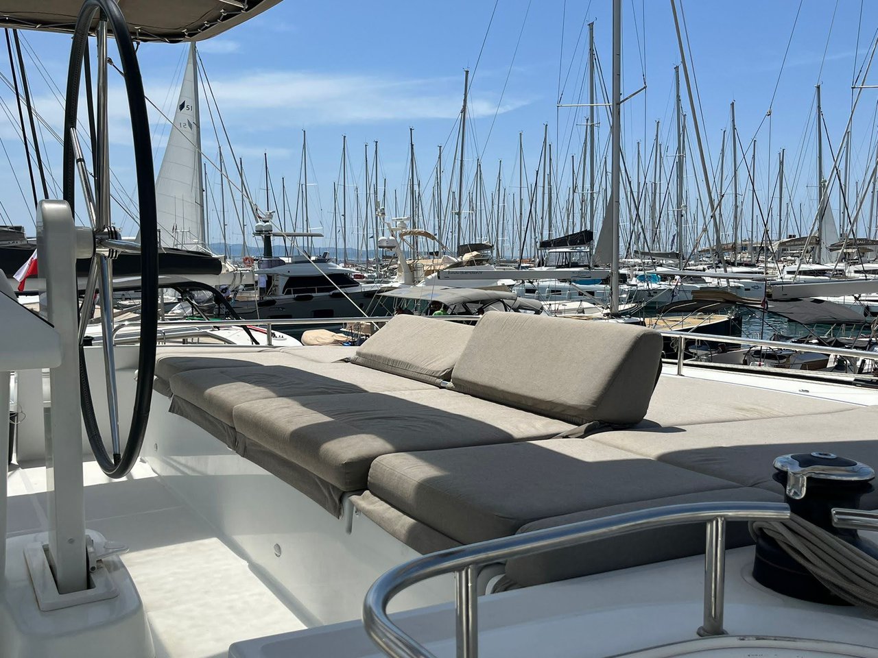 Lagoon 52 - 5 + 2 cab. — photo 11