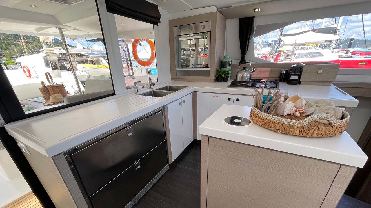 Fountaine Pajot Saona 47 - 5 cab. — photo 7