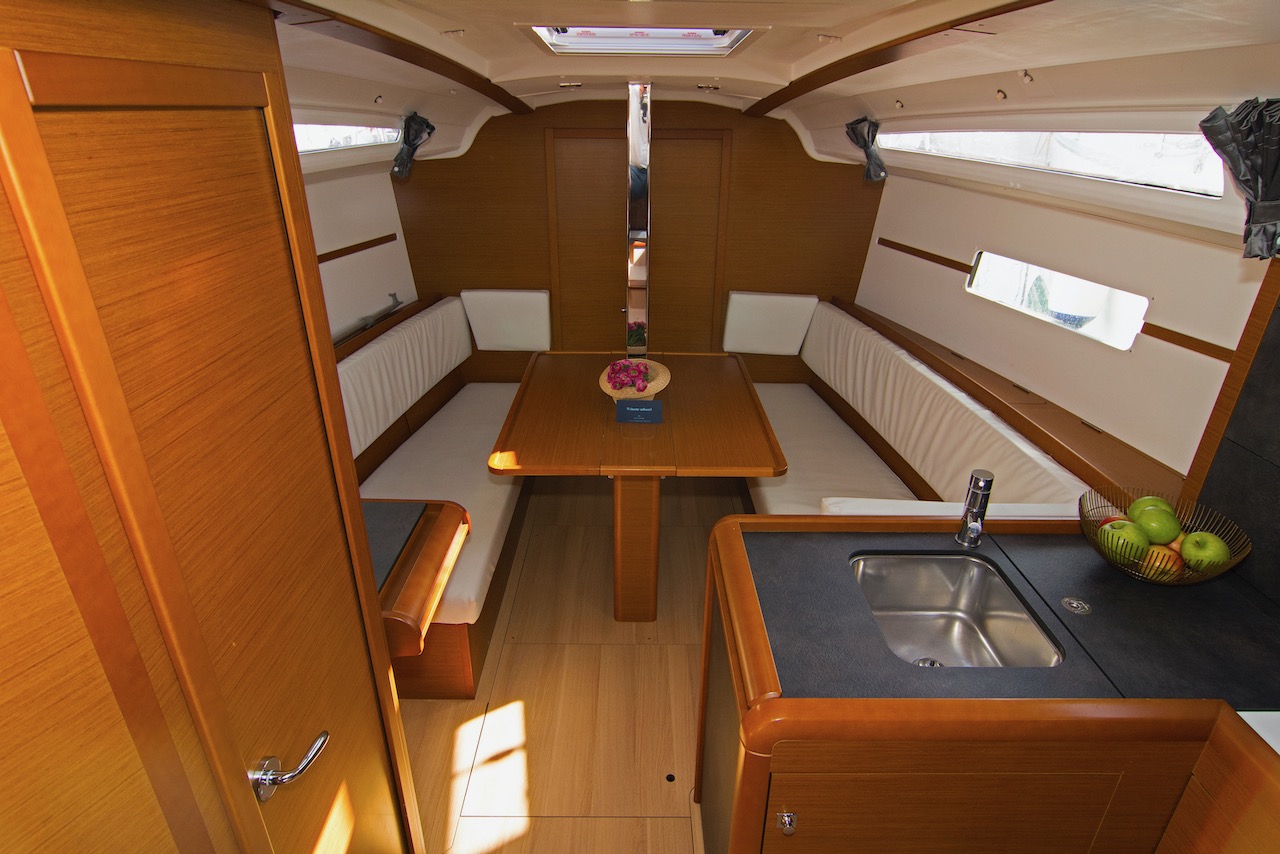 Sun Odyssey 349 - 3 cab. — photo 4