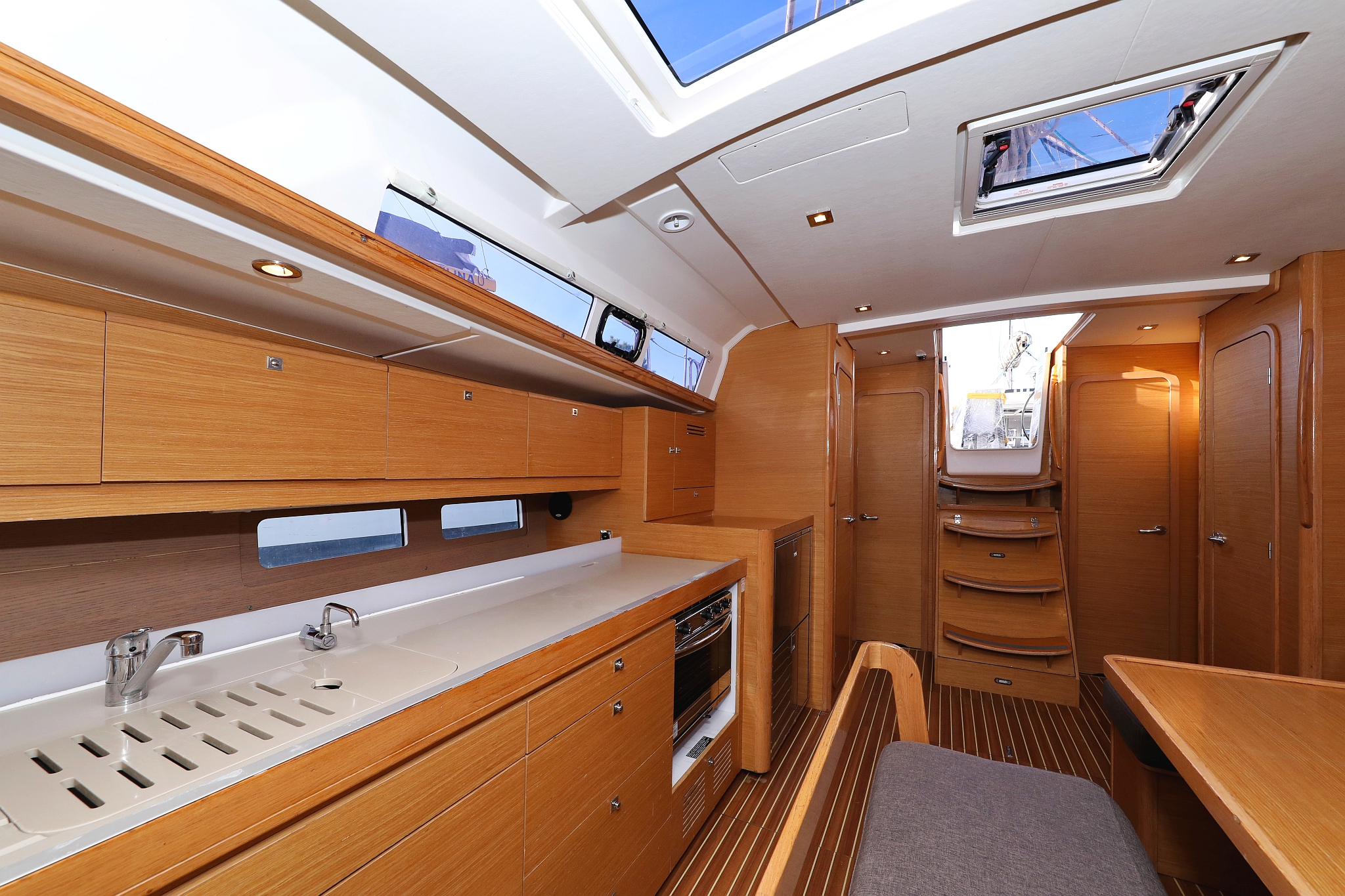 Dufour 460 GL — photo 20