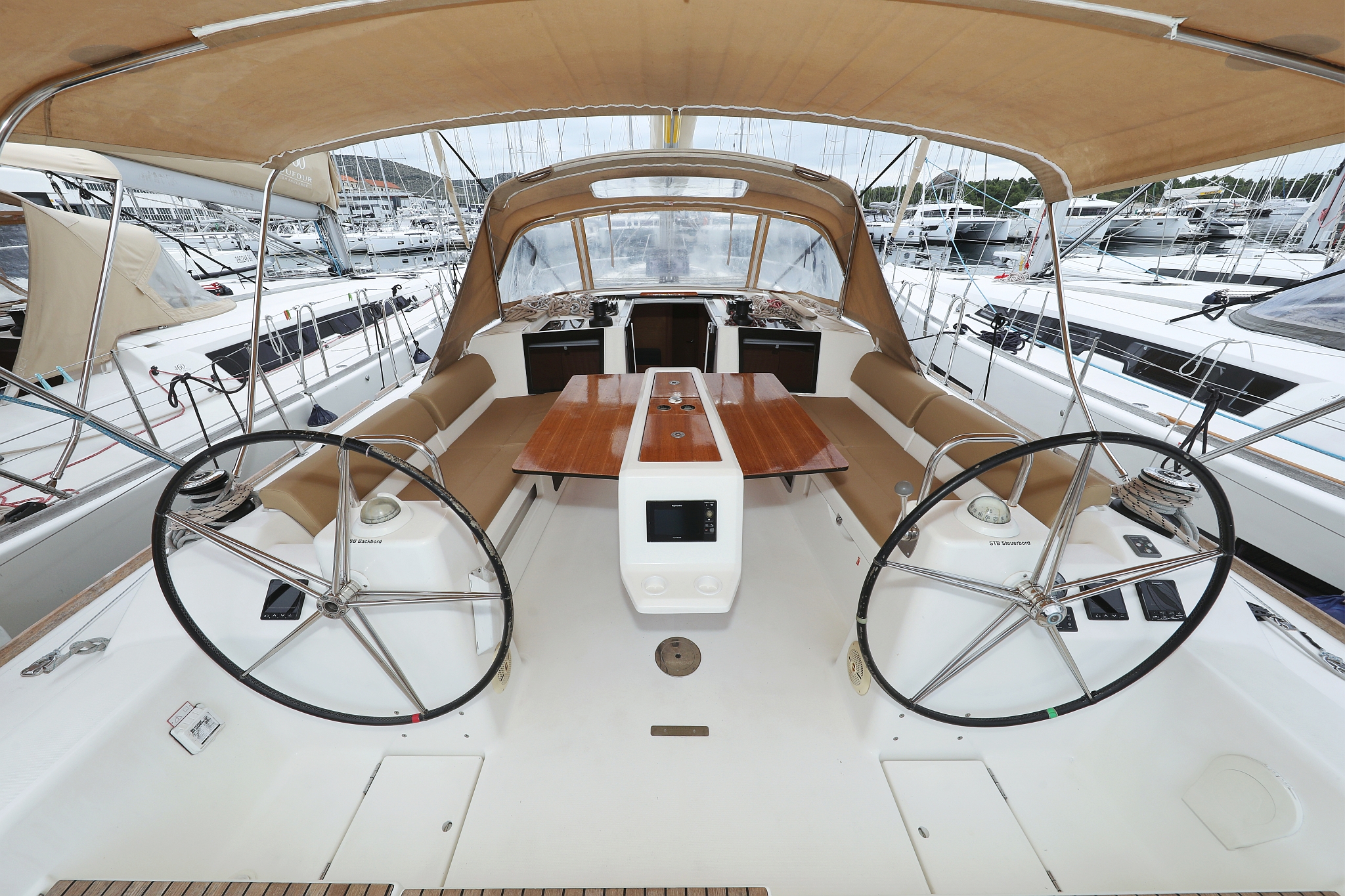 Dufour 460 GL — photo 39