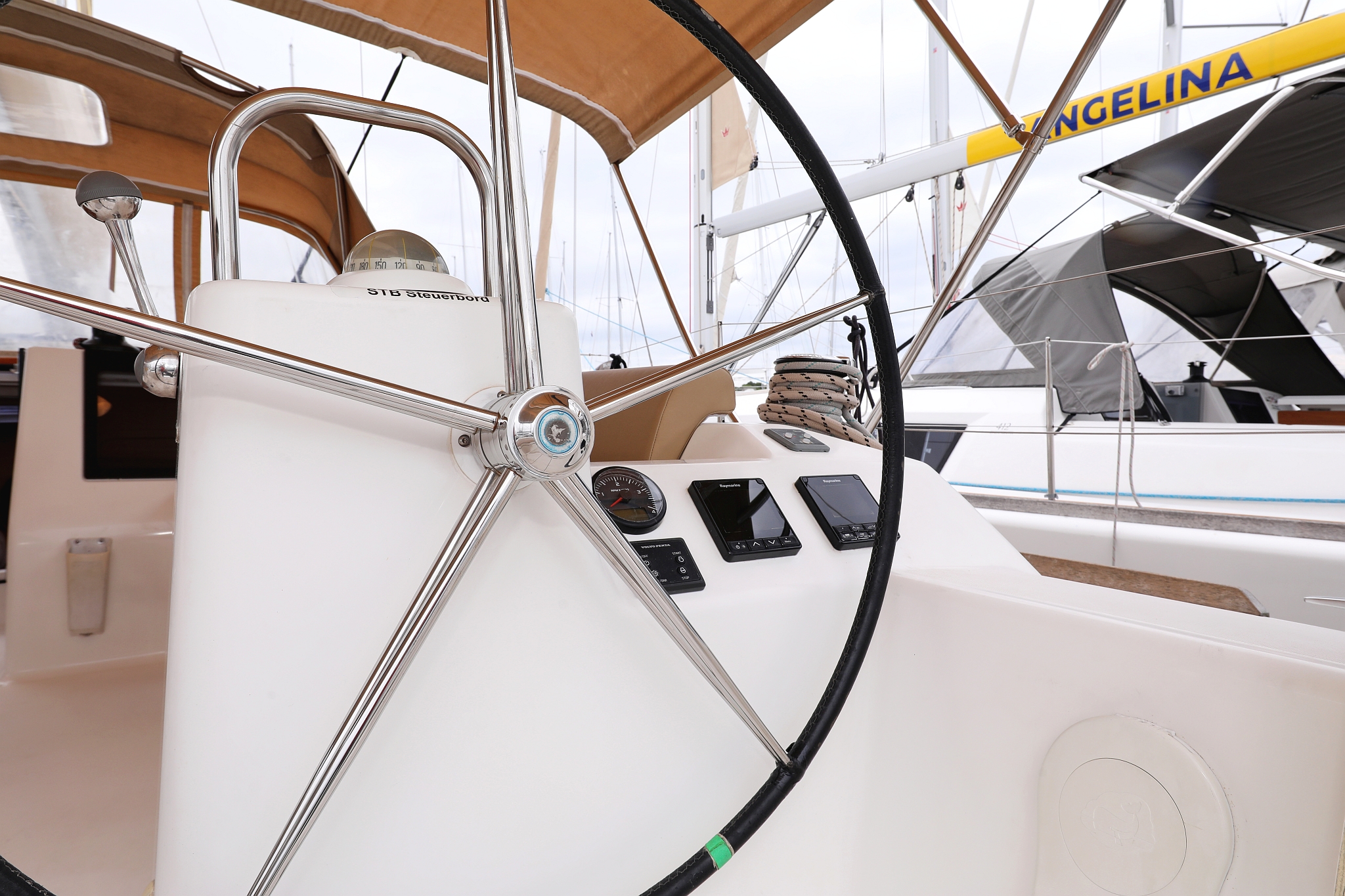 Dufour 460 GL — photo 30