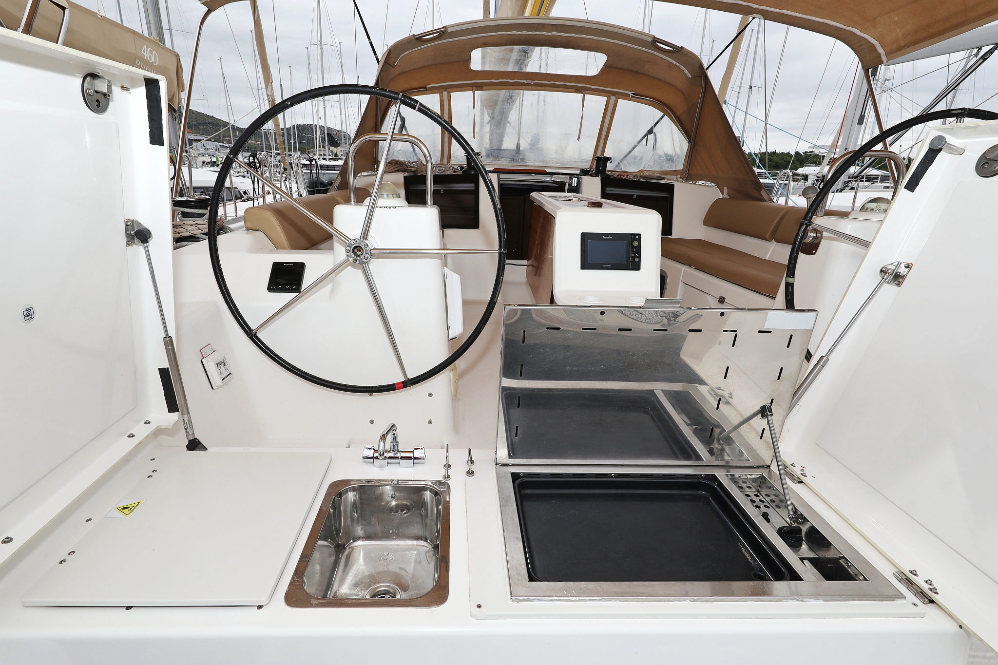 Dufour 460 GL — photo 32