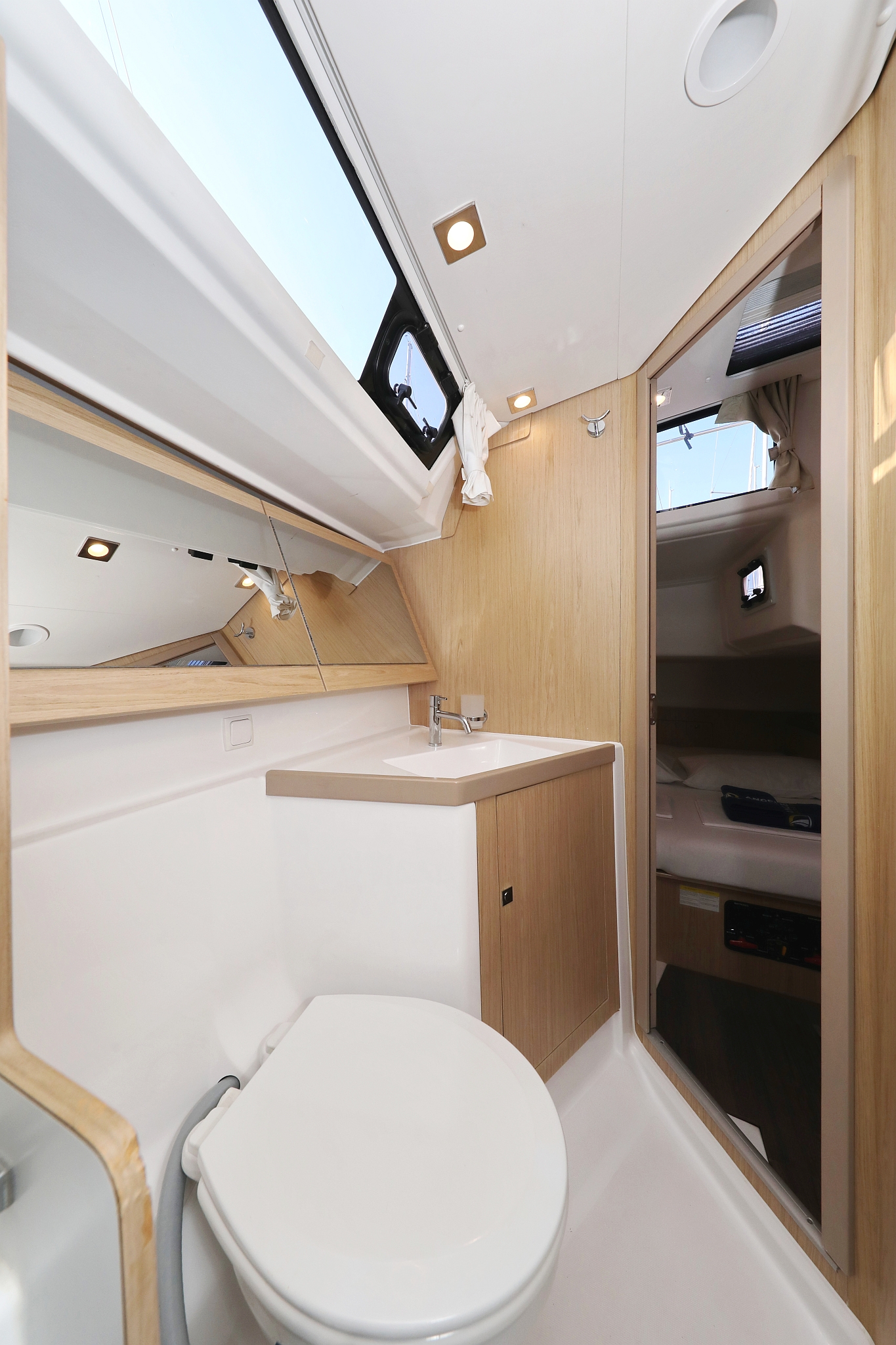 Oceanis 45 - 3 cab. — photo 32