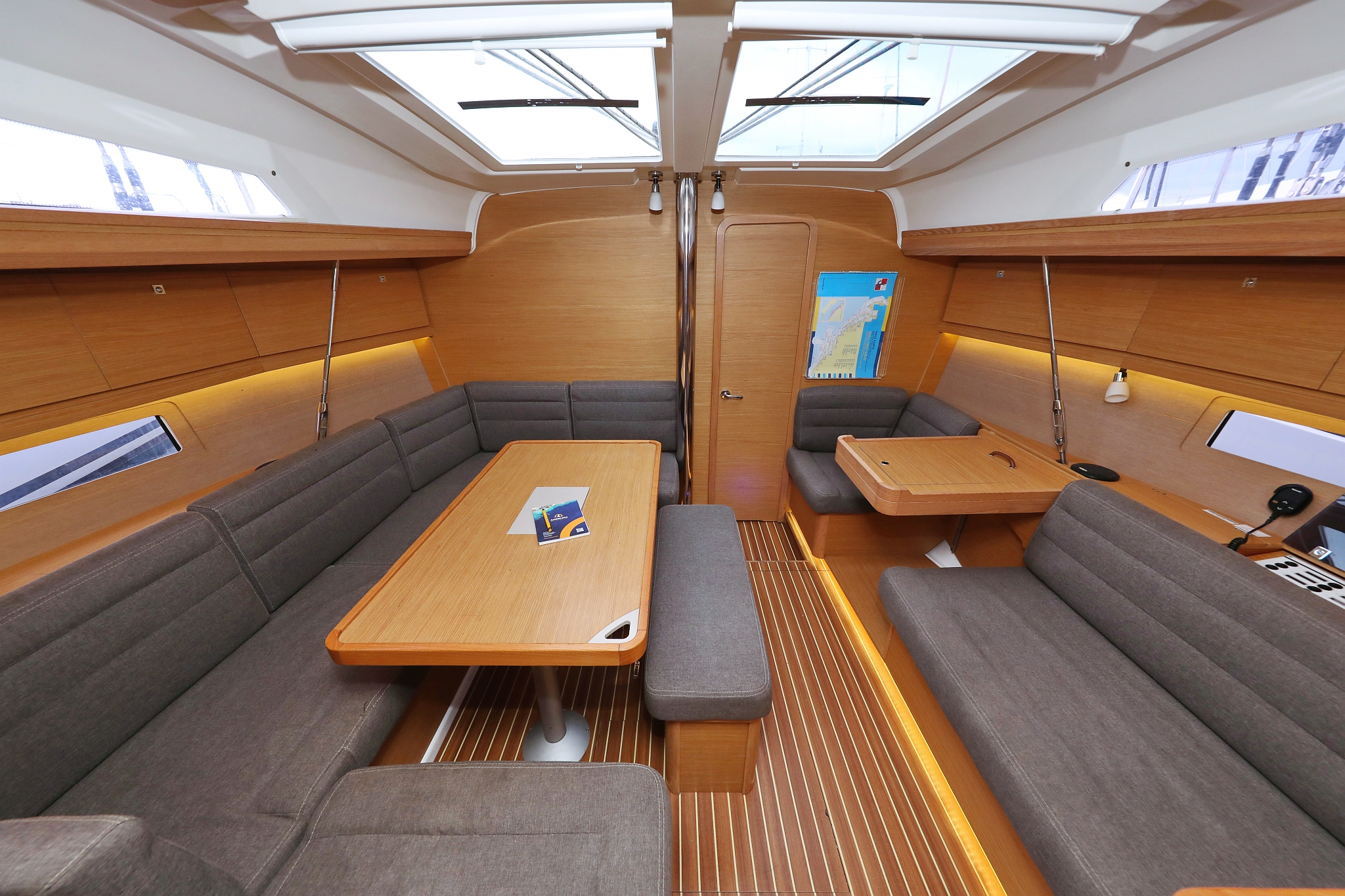 Dufour 412 GL — photo 14