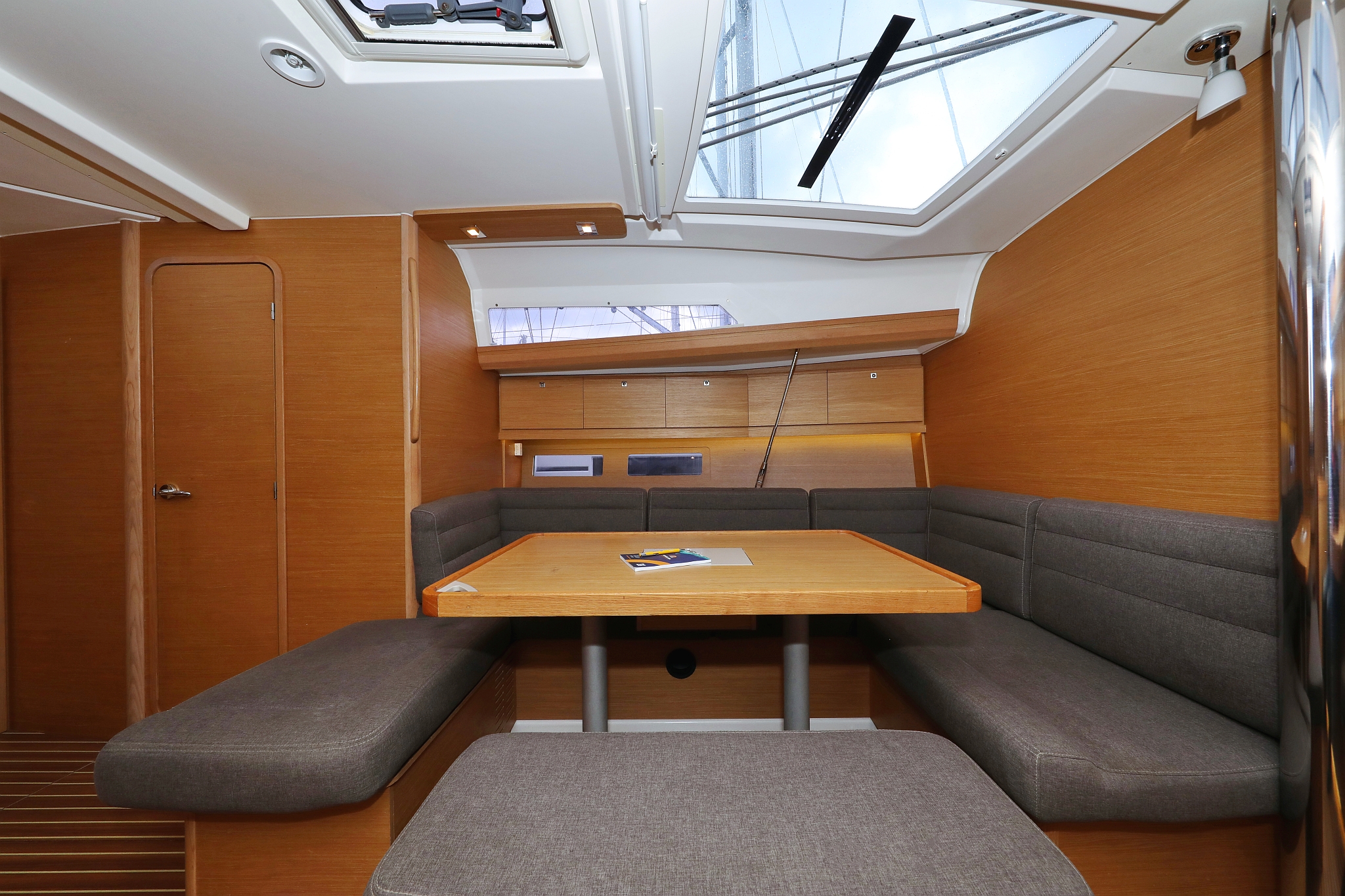 Dufour 412 GL — photo 16